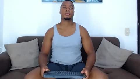 Snapshot of jay_smit chatting on 01/12/25, 12:28 jay smit online show from 01/12/25, 12:28