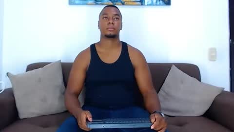 Snapshot of jay_smit chatting on 01/13/25, 10:03 jay smit online show from 01/13/25, 10:03