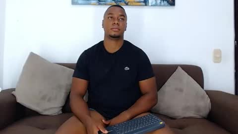 Snapshot of jay_smit chatting on 01/21/25, 09:13 jay smit online show from 01/21/25, 09:13