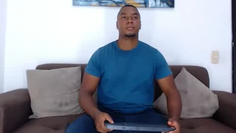 Snapshot of jay_smit chatting on 01/29/25, 11:56 jay smit online show from 01/29/25, 11:56