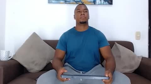 Snapshot of jay_smit chatting on 02/13/25, 03:18 jay smit online show from 02/13/25, 03:18