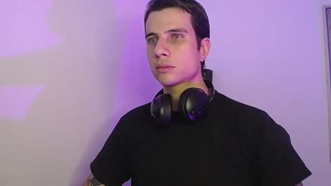 Snapshot of jayalvarrez_ chatting on 12/31/24, 02:36 Jay Alvarrez online show from 12/31/24, 02:36