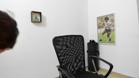 Snapshot of jayalvarrez_ chatting on 01/14/25, 08:15 Jay Alvarrez online show from 01/14/25, 08:15