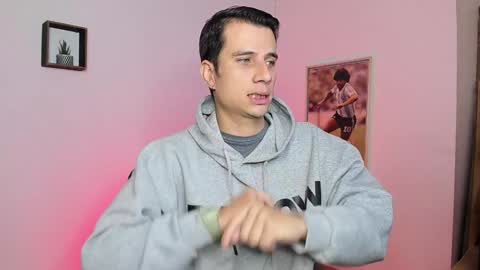 Snapshot of jayalvarrez_ chatting on 01/16/25, 06:37 Jay Alvarrez online show from 01/16/25, 06:37