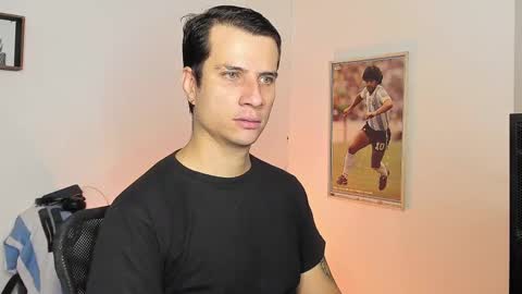 Snapshot of jayalvarrez_ chatting on 02/12/25, 07:02 Jay Alvarrez online show from 02/12/25, 07:02