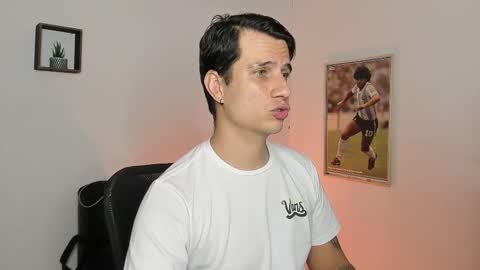 Snapshot of jayalvarrez_ chatting on 02/15/25, 11:03 Jay Alvarrez online show from 02/15/25, 11:03