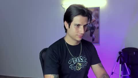 Snapshot of jayalvarrez_ chatting on 09/08/25, 08:08 Jay Alvarrez online show from 09/08/25, 08:08