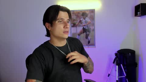 Snapshot of jayalvarrez_ chatting on 09/15/25, 08:53 Jay Alvarrez online show from 09/15/25, 08:53