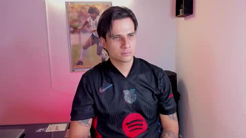 Snapshot of jayalvarrez_ chatting on 10/01/25, 07:09 Jay Alvarrez online show from 10/01/25, 07:09