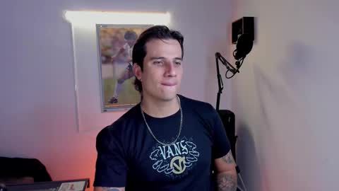 Snapshot of jayalvarrez_ chatting on 10/27/25, 07:07 Jay Alvarrez online show from 10/27/25, 07:07