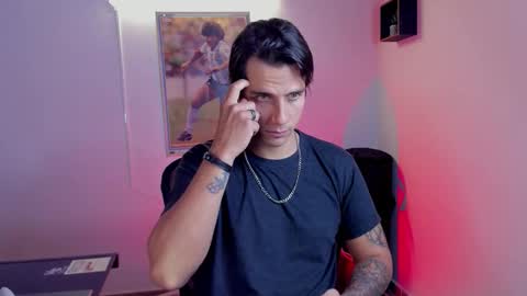 Snapshot of jayalvarrez_ chatting on 12/01/25, 06:24 Jay Alvarrez online show from 12/01/25, 06:24