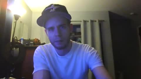 Snapshot of jaybrik92 chatting on 03/05/26, 01:23 Jlio Delgauto online show from 03/05/26, 01:23