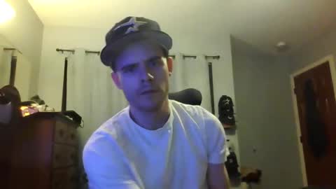 Snapshot of jaybrik92 chatting on 04/07/26, 01:06 Jlio Delgauto online show from 04/07/26, 01:06