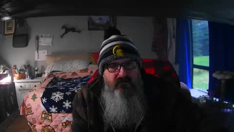 Grand Zaddy or Jay its casual online show from 12/22/25, 07:55