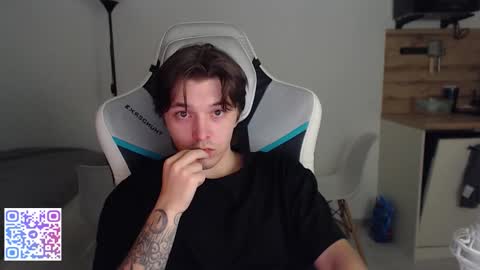 Jayce online show from 10/26/25, 06:47