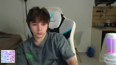 Jayce online show from 12/22/25, 05:48