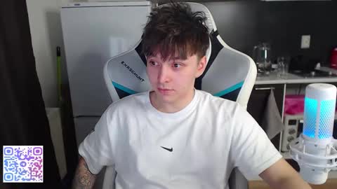 Jayce online show from 02/17/26, 02:24