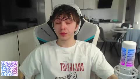 Jayce online show from 05/06/26, 03:46