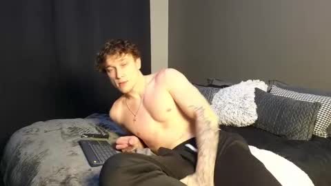 Snapshot of jaycex_69 chatting on 12/10/24, 06:06 THE HOUSE online show from 12/10/24, 06:06