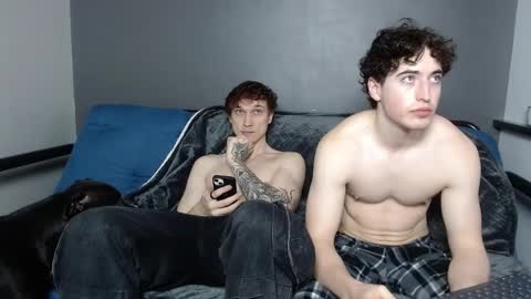 Snapshot of jaycex_69 chatting on 02/21/25, 07:23 THE HOUSE online show from 02/21/25, 07:23