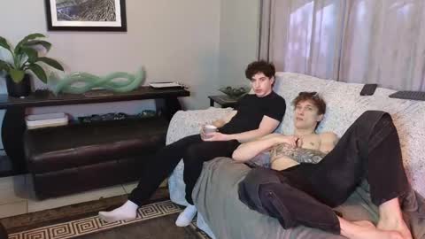 Snapshot of jaycex_69 chatting on 02/24/25, 07:11 THE HOUSE online show from 02/24/25, 07:11