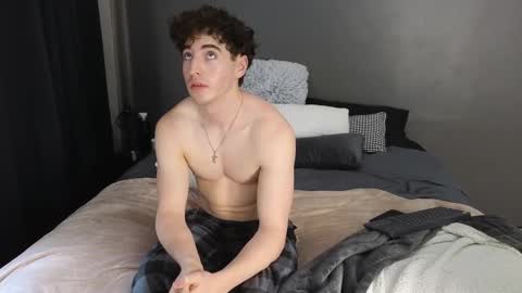 Snapshot of jaycex_69 chatting on 03/10/25, 07:32 THE HOUSE online show from 03/10/25, 07:32