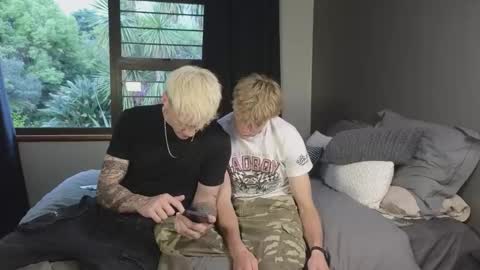 Snapshot of jaycex_69 chatting on 11/04/25, 03:55 THE HOUSE online show from 11/04/25, 03:55