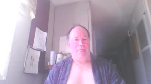 Snapshot of jaycu1962 chatting on 05/04/26, 03:08 Jay online show from 05/04/26, 03:08