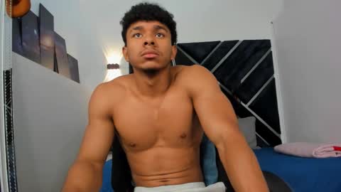 Snapshot of jaydenvance chatting on 09/16/25, 01:23 JAYDEN online show from 09/16/25, 01:23