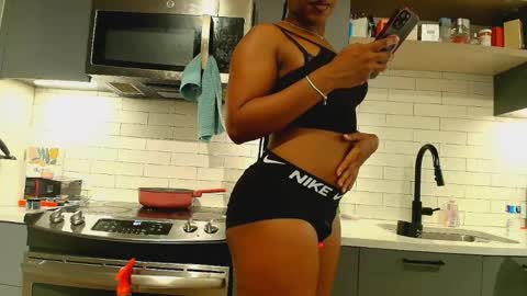 Naomiruty online show from 06/01/26, 01:07
