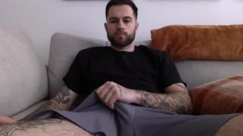 Snapshot of jayg333 chatting on 02/21/25, 09:54 jayg333 online show from 02/21/25, 09:54