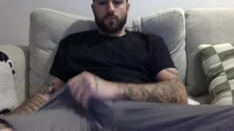 Snapshot of jayg333 chatting on 11/23/25, 09:58 jayg333 online show from 11/23/25, 09:58