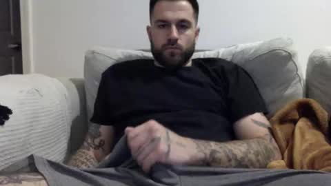 Snapshot of jayg333 chatting on 04/19/26, 12:43 jayg333 online show from 04/19/26, 12:43