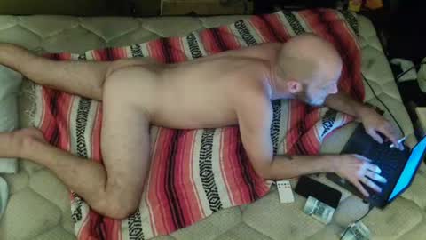 HUngBtmFl online show from 12/18/25, 08:20