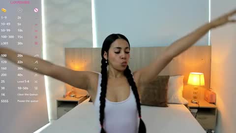 Jaylen Sweet OLINE  2 PM-10PM TIME COLOMBIA online show from 10/23/25, 11:31