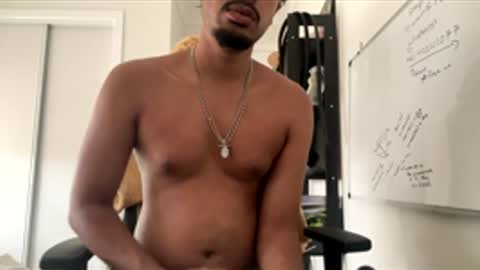 Snapshot of jayluvsu69 chatting on 11/30/25, 08:07 jayluvsu69 online show from 11/30/25, 08:07