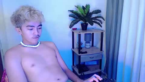 jaysee_hugecox online show from 05/09/26, 06:51