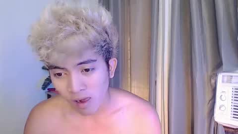 jaysee_hugecox online show from 05/28/26, 01:14