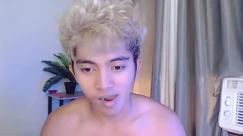 jaysee_hugecox online show from 05/29/26, 01:36