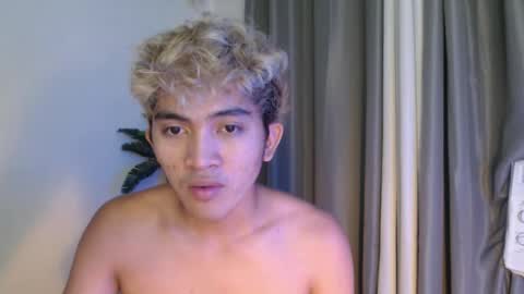 jaysee_hugecox online show from 06/01/26, 04:09