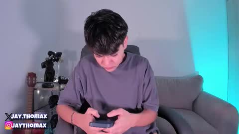 Snapshot of jaythomax chatting on 02/09/25, 03:23 jaythomax online show from 02/09/25, 03:23