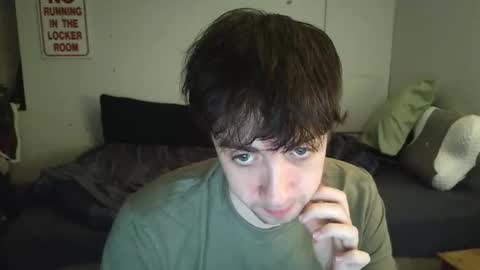 Snapshot of jaytwinkboi chatting on 12/20/25, 02:18 jaytwink online show from 12/20/25, 02:18