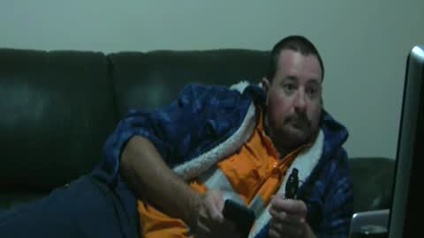 Snapshot of jaz1981 chatting on 05/22/26, 02:30 Jaz online show from 05/22/26, 02:30
