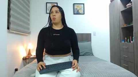 Snapshot of jazmin_dharius chatting on 02/10/26, 07:45 Jazmin and Scarlett online show from 02/10/26, 07:45