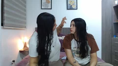 Snapshot of jazmin_dharius chatting on 03/28/26, 09:42 Jazmin and Scarlett online show from 03/28/26, 09:42