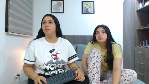 Snapshot of jazmin_dharius chatting on 04/14/26, 07:47 Jazmin and Scarlett online show from 04/14/26, 07:47