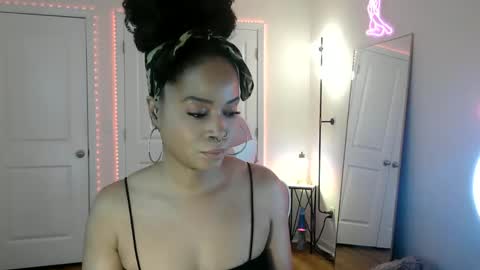 Snapshot of jazminefox chatting on 04/02/26, 04:37 Jazmine Fox online show from 04/02/26, 04:37