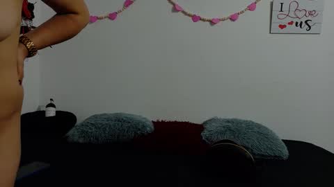 Snapshot of jazminepark chatting on 04/19/26, 03:50 JazminePark online show from 04/19/26, 03:50