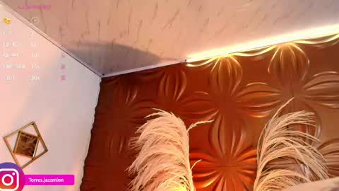 Snapshot of jazzmintorres chatting on 09/18/25, 01:02 Jazmin online show from 09/18/25, 01:02