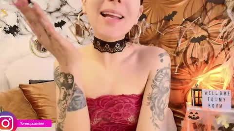 Snapshot of jazzmintorres chatting on 10/23/25, 01:21 Jazmin online show from 10/23/25, 01:21